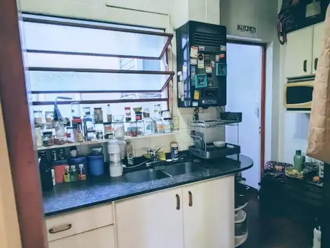 3 AMBIENTES CON DEPENDENCIA, MUY LUMINOSO. NO PAGA EXPENSAS!