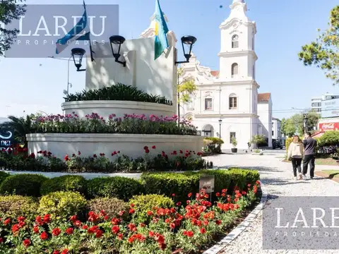 Local en Venta 40 años