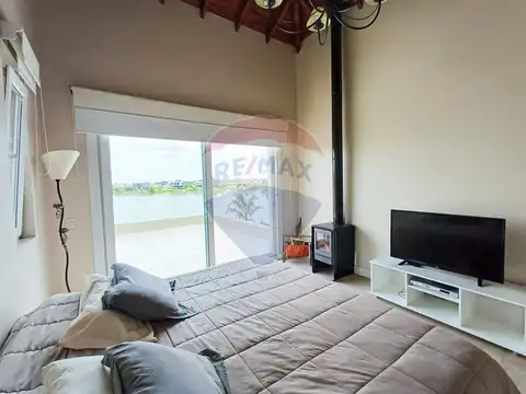 Casa 6 ambientes con 4 baños