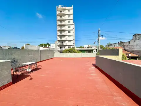 VENTA CASA 4 AMB PIÑEYRO AVELL COCHERA TERRAZA
