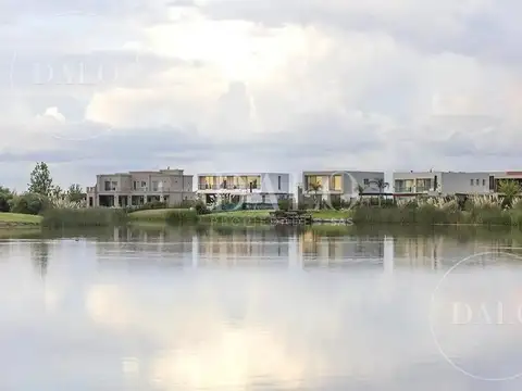 Venta Lote, en el Cantón Puerto.