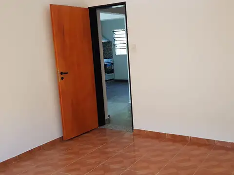 Depto Tipo Casa en Venta en Caseros, USD 68.000