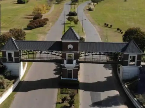 Terreno en Venta en Pilar Del Este, USD 56.000