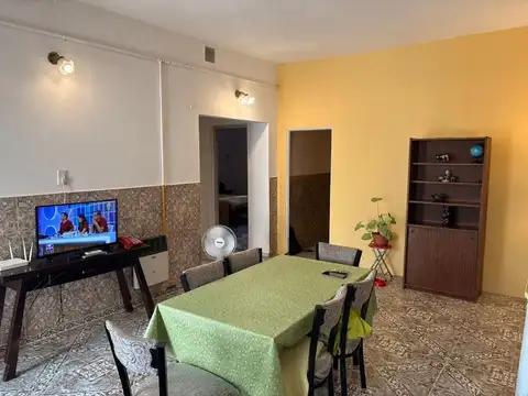 VENTA CASA 2 DORMITORIOS EN BARRIO ALTAMIRA