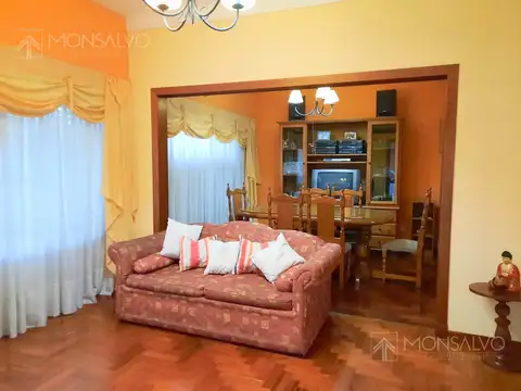 Casa en Venta en Jose Leon Suarez, USD 195.000