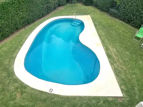 Casa 4 ambientes con 3 baños
