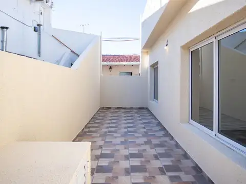 Depto Tipo Casa 3 ambientes con 1 baño