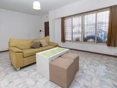 Venta Casa y Departamento Patio y Terraza en block