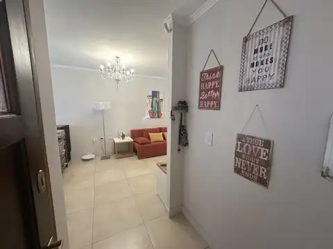 Dúplex en Venta de 2 dormitorios, patio con parrilla. Barrio Smithfield, Centro Zárate