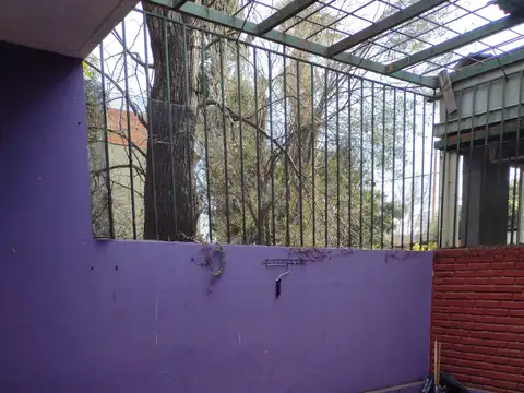 Venta, Ph 5 ambientes con patio y Terraza, Todo al frente c/ cochera