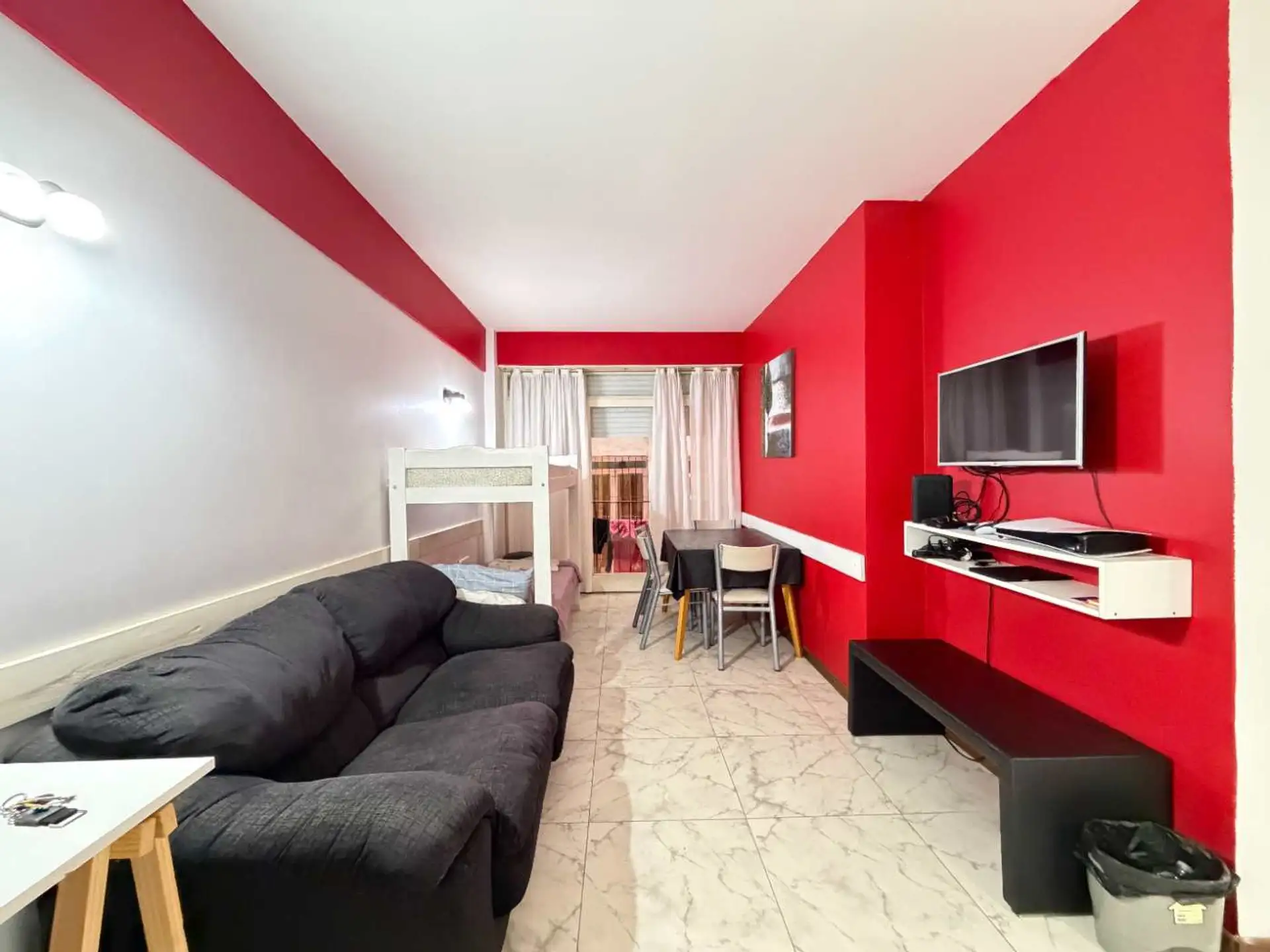Depto 2 amb, 37m² en 1.º piso a metros del mar — Plaza Colón