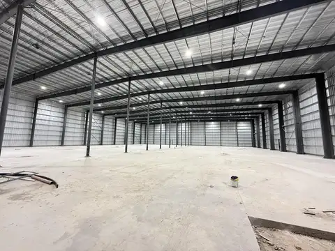 Ruta Provincial 25 y Autopista Rosario - Santa Fe | Galpon Industrial 3300 m2