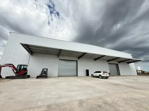 Ruta Provincial 25 y Autopista Rosario - Santa Fe | Galpon Industrial 3300 m2
