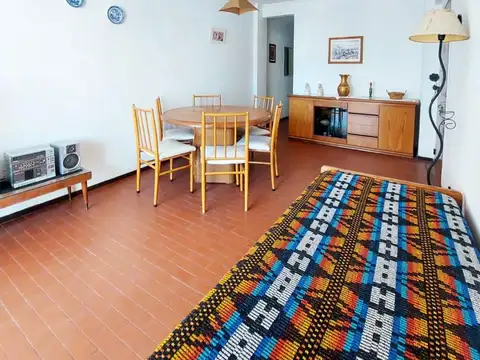 Departamento en Venta en Plaza Colon, USD 65.000