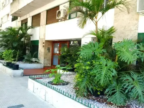 Avenida De Los Incas y Conde