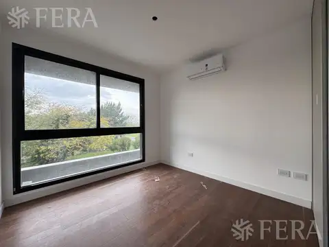 Venta departamento 2 ambientes con balcón en Greenville Polo y Resort