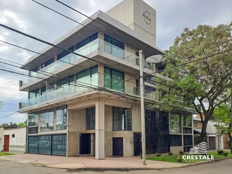 Venta / Permuta - Departamento 3 dormitorios con balcón corrido - Alberdi, Rosario.