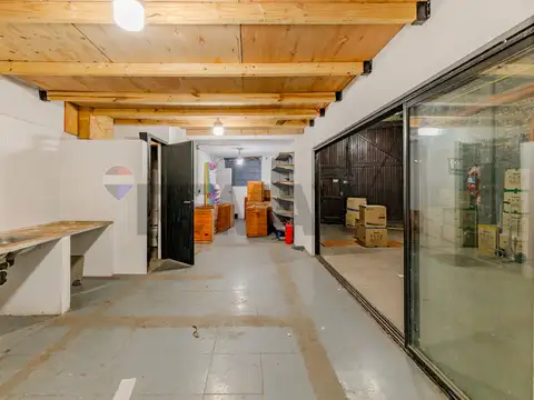Galpon en Venta en Gerli, USD 700.000