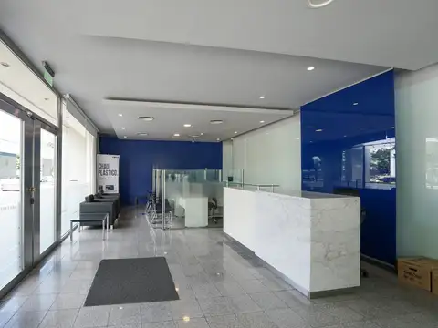 Local en Alquiler Via Púb.