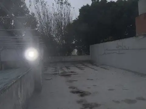 Casa de 4 ambientes con garage