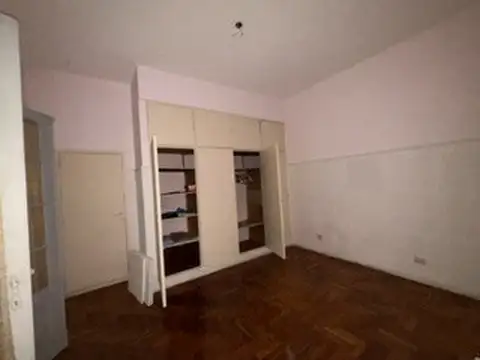 Casa en Venta en Mataderos, USD 250.000