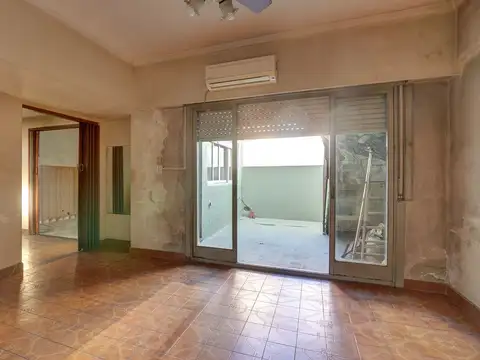 Depto Tipo Casa 7 ambientes con 2 baños