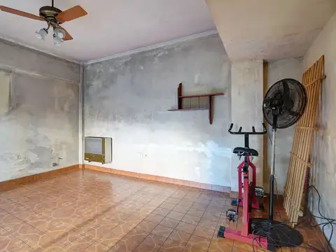 Depto Tipo Casa en Venta 48 años
