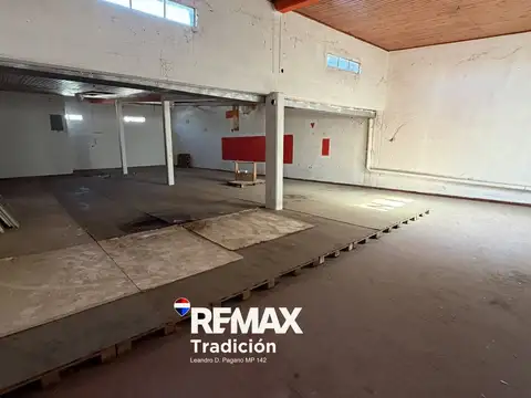 Local en Venta 76 años