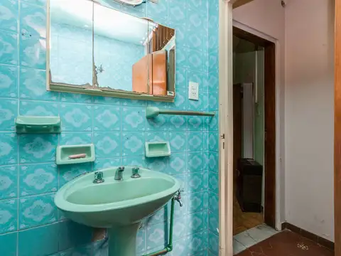 Casa 4 ambientes con 1 baño