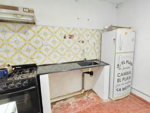 VENTA CASA 4 AMB. LOMAS DE ZAMORA / APTO CREDITO