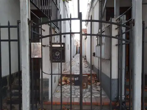 Depto Tipo Casa en Venta de 1 dormitorio