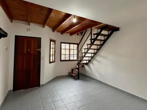 Dúplex de dos ambientes en Ramos Mejía