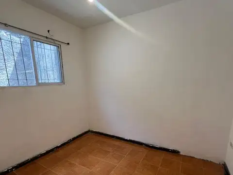 Depto Tipo Casa en Alquiler de 1 dormitorio
