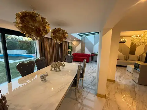 Casa en Venta al Oeste