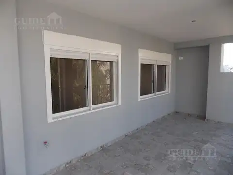 Departamento 4 ambientes con 2 baños