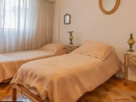 Depto Tipo Casa en Venta con 1 cocheras