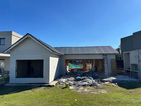 Casa venta en obra en el Barrio Santa Ana, Villanueva