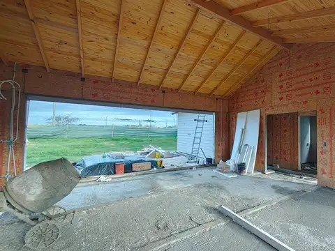 Casa 3 ambientes con 2 baños