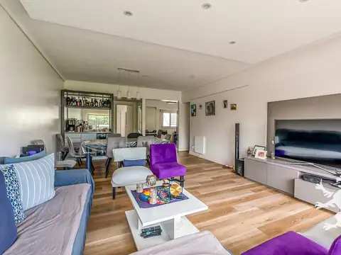 Departamento 4 ambientes con 2 baños