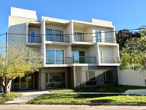 Departamento en Venta con 1 cochera