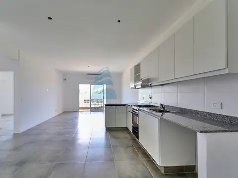Alquiler departamento tres ambientes PREMIUM, dos dormitorios con balcón y parrilla | Condominio El Reparo, km 51 Pilar