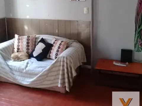 Depto Tipo Casa en Venta de 5 ambientes