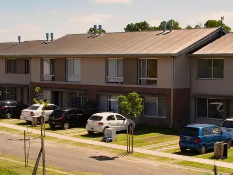 CONDOMINIO DOS CEDROS DEL VISO- DUPLEX A ESTRENAR