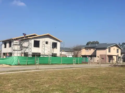 Departamento en Venta en Del Viso, USD 85.000