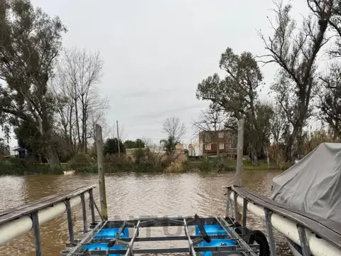 Lote en venta en Vila Marina 1 con amarra