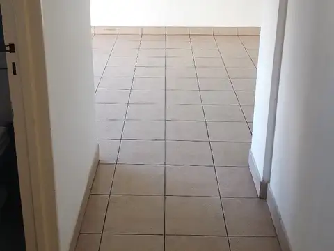 Balcón al Frente. Comedor Diario ó ESCRITORIO (3er.DORMITORIO).