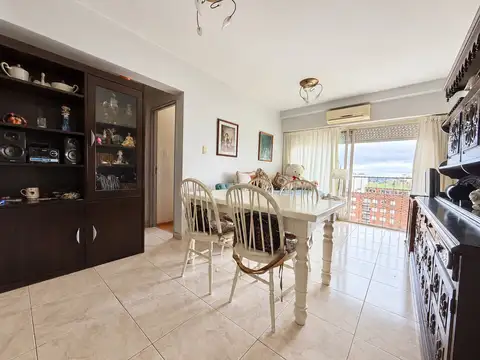 Avenida Rivadavia 13800, Piso 18 / K
