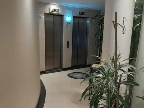 Av. Cabildo 2700, Piso 3