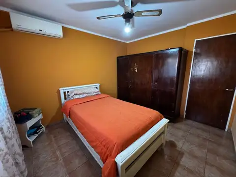 VENTA CASA 3 AMB + DPTO c/PATIO LOTE 790m2  SOLANO