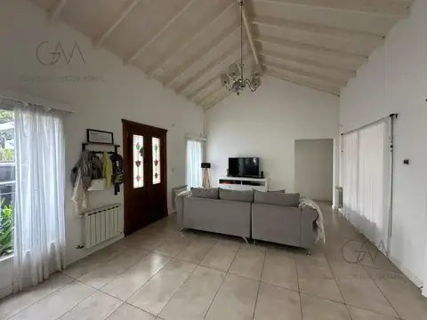 CASA EN VENTA EN RUMENCO
